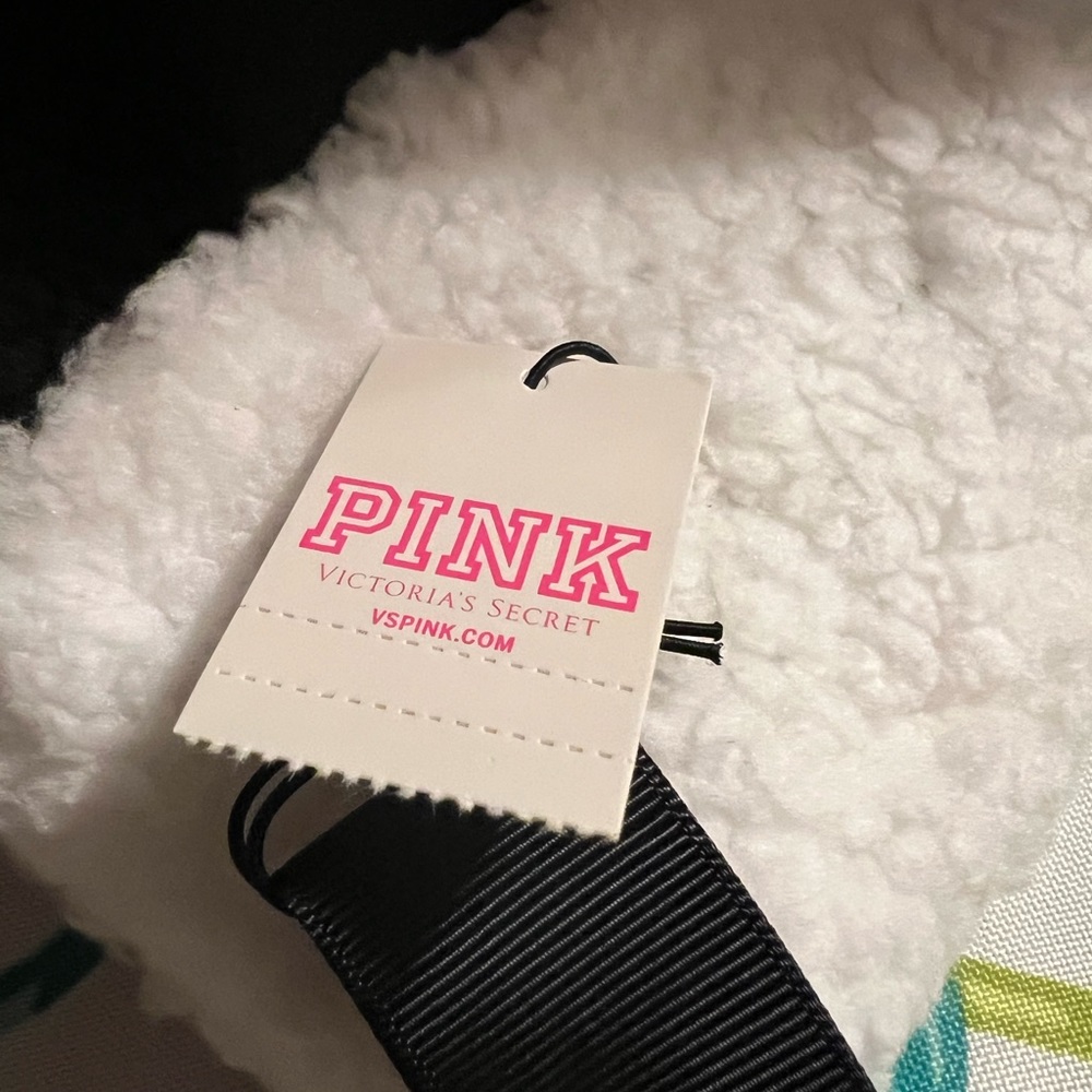 Pink wool stocking - Picture 2 of 5